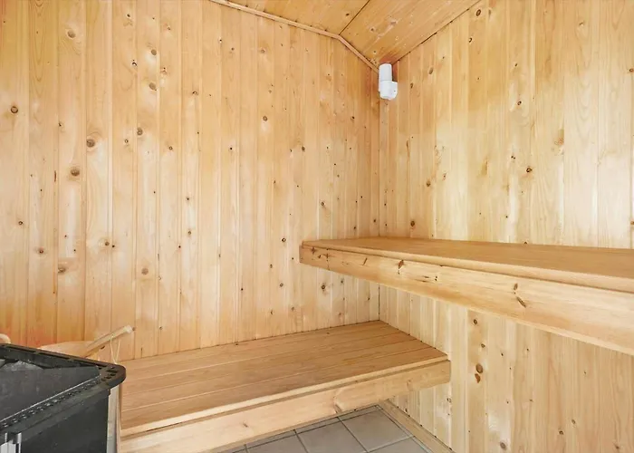 0241-romo-bodser-pedersensvej-1 * Tagholm